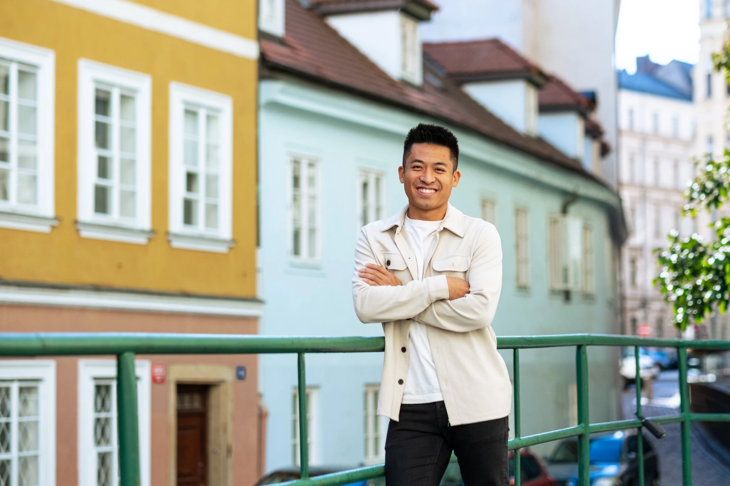 Martin Nguyen, realitní makléř, v pražské ulici